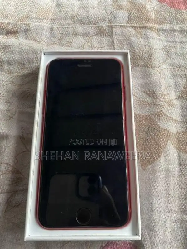 Apple iPhone SE 2 (Used)