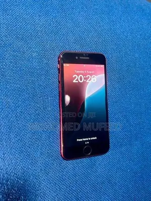Apple iPhone SE 2 (Used)