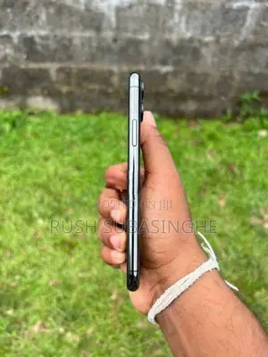 Apple iPhone 11 Pro 256GB (Used)