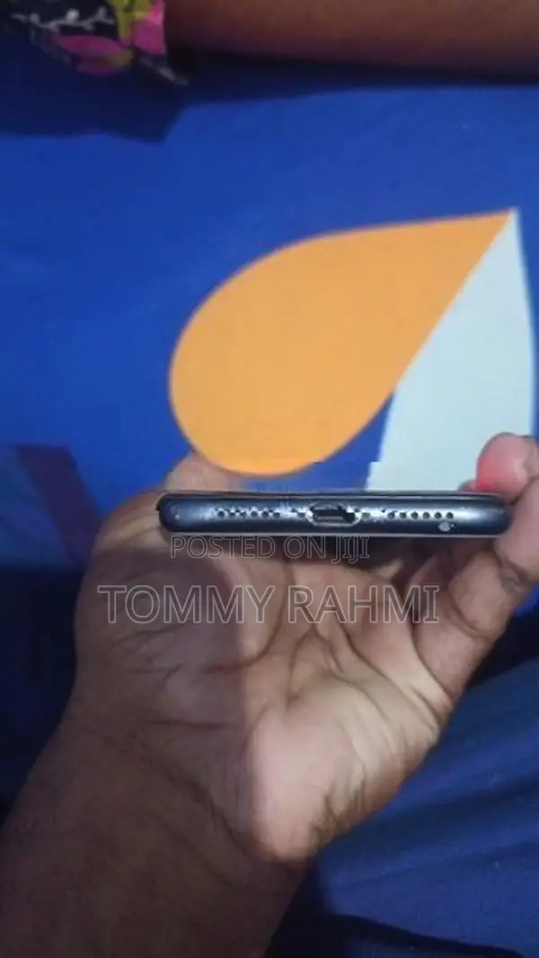 Apple iPhone 11 (Used)