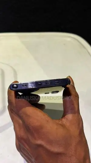 Samsung Galaxy S22 Ultra (Used)