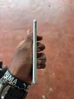 Apple iPhone 8 (Used)
