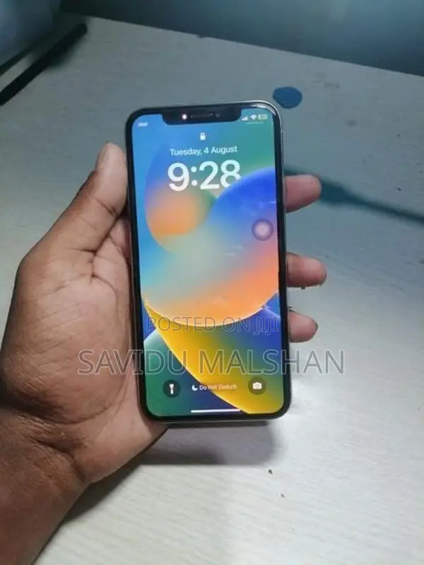 Apple iPhone X (Used)