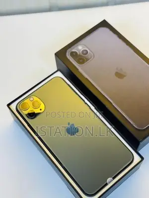 Apple iPhone 11 Pro Max 256GB (Used)