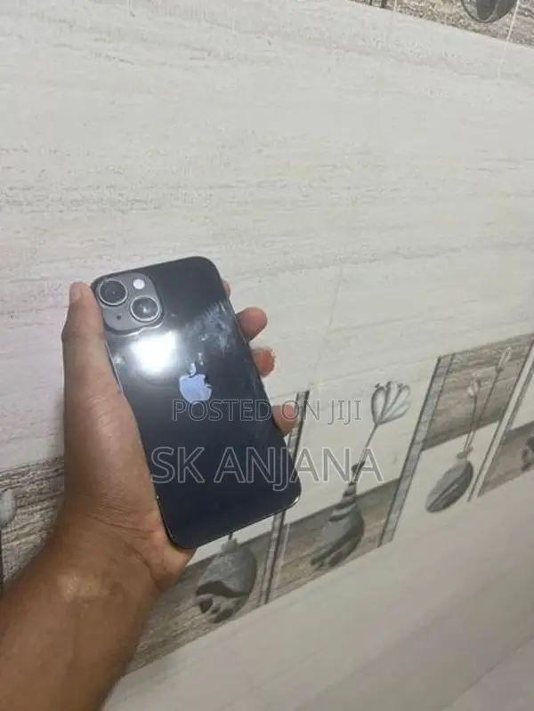 Apple iPhone 14 (Used)