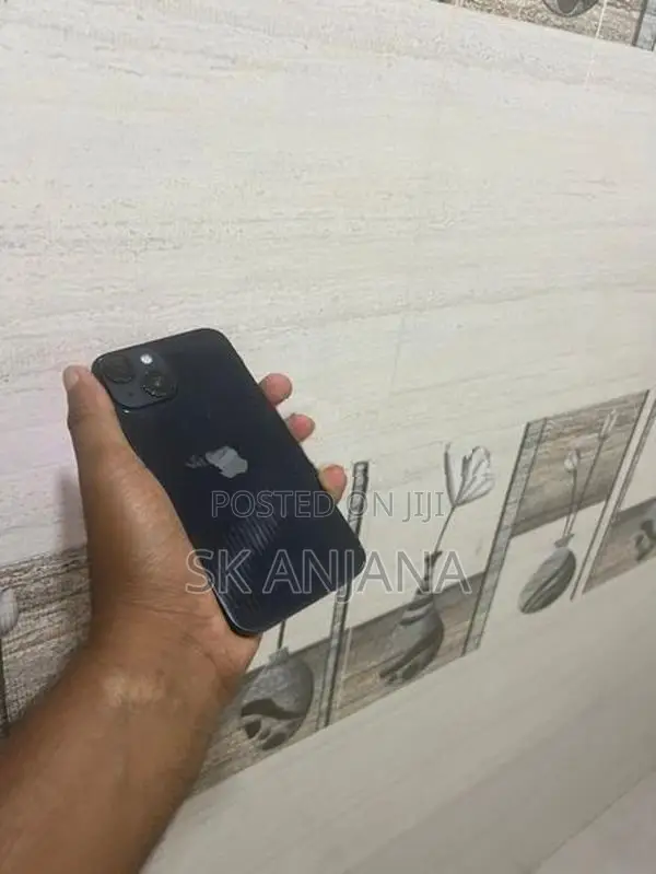 Apple iPhone 14 (Used)
