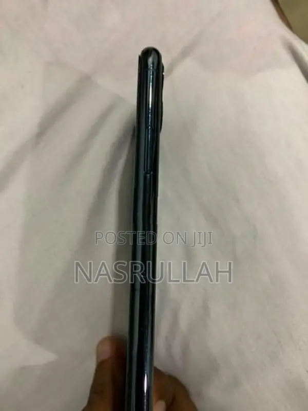 Apple iPhone 11 Pro Max (Used)