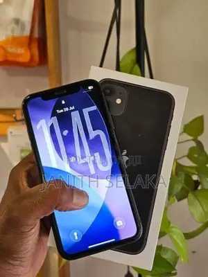 Apple iPhone 11 (Used)
