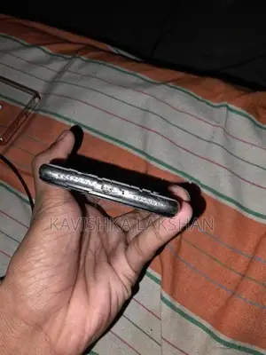 Apple iPhone X (Used)