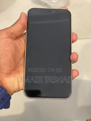 Apple iPhone 11 (Used)