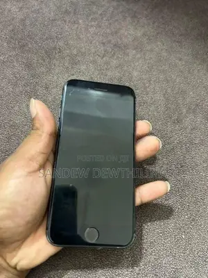 Apple iPhone 8 64gb (Used)