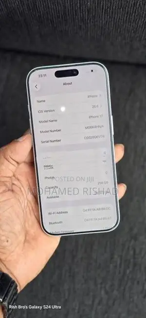 Apple iPhone 17 (Used)