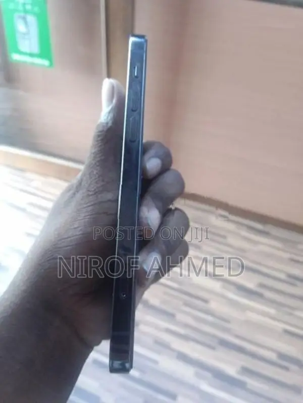 Apple iPhone 12 Pro (Used)