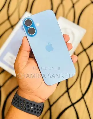 Apple iPhone 17 256GB (Used)