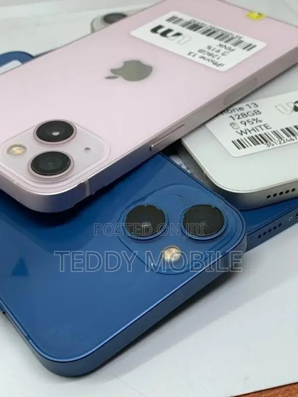 Apple iPhone 13 128GB (Used)