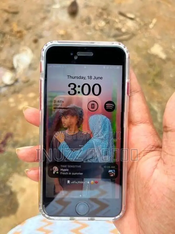 Apple iPhone 8 (Used)