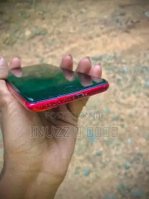 Apple iPhone 8 (Used)