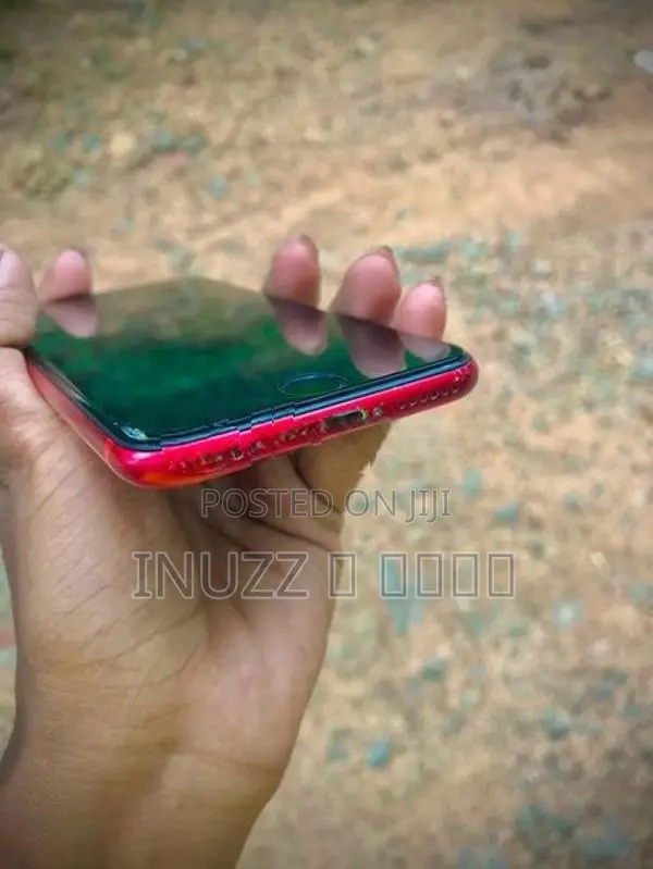 Apple iPhone 8 (Used)