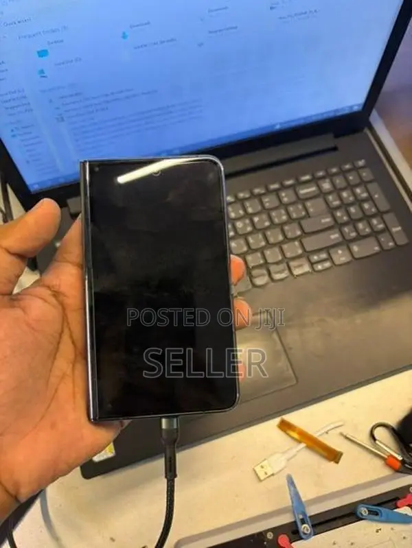 Google Pixel Fold 256GB (Used)