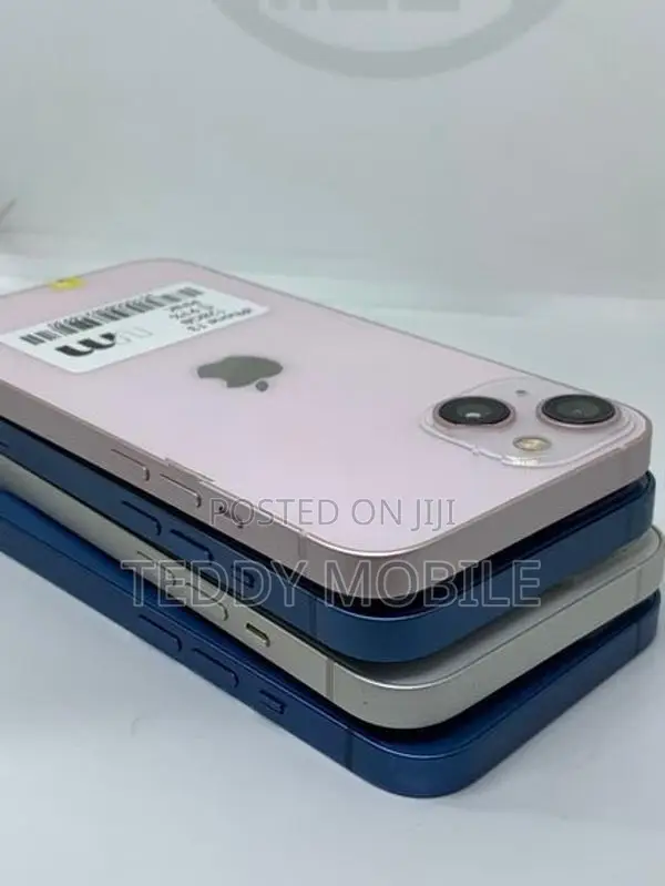 Apple iPhone 13 128GB (Used)