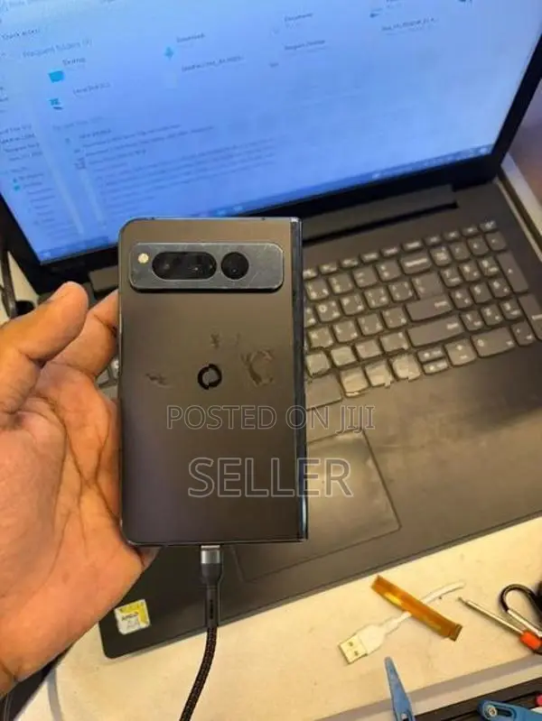 Google Pixel Fold 256GB (Used)