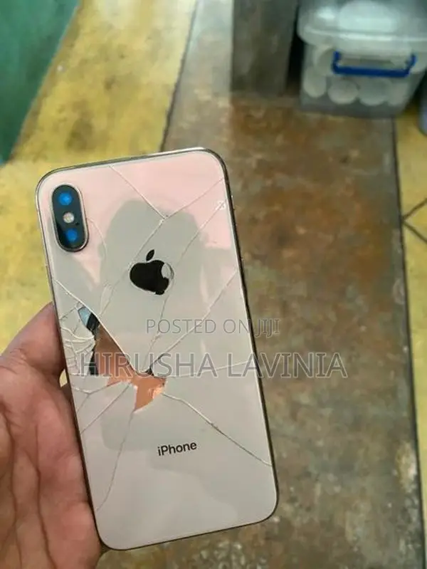 Apple iPhone XS (Used)