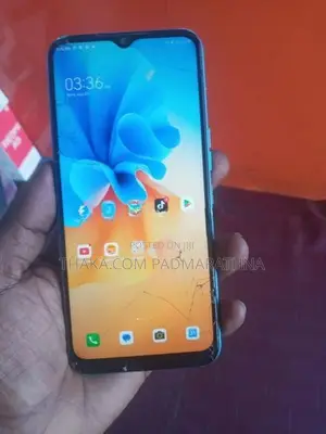 Tecno Spark 7 4gb 64gb 6000mah (Used)