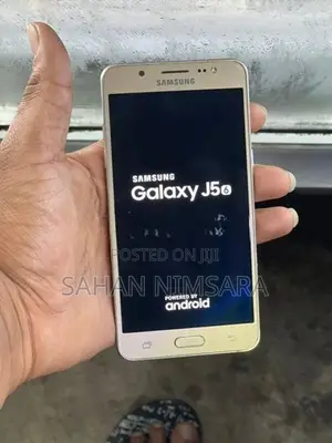 Samsung Galaxy J5 (Used)