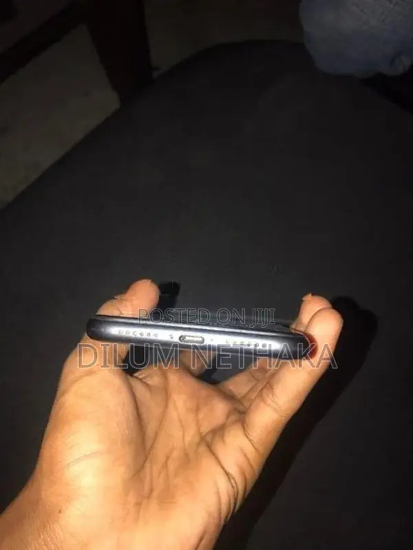 Apple iPhone 11 (Used)