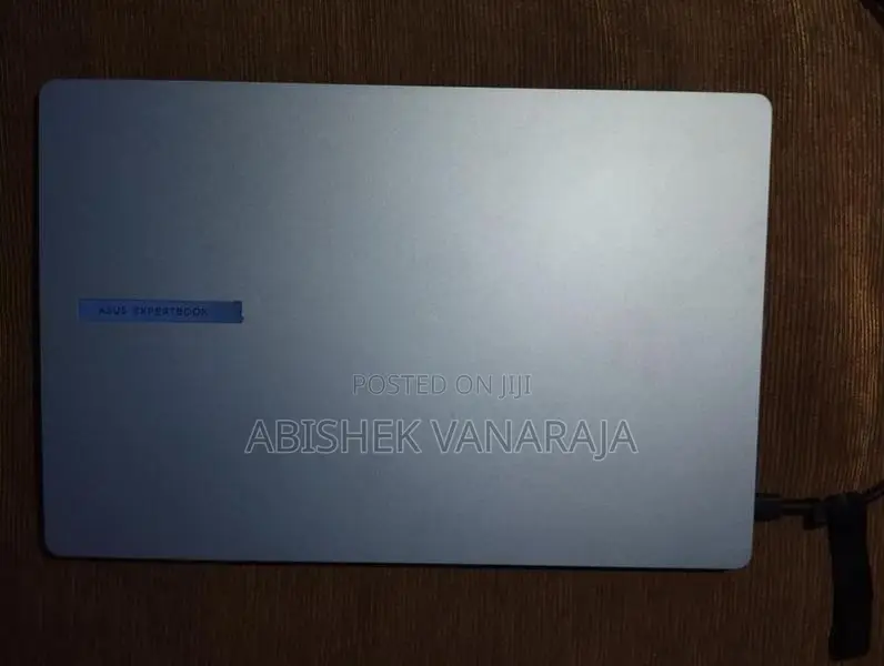 ASUS ExpertBook PM1503CDA