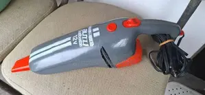 Black with Decker Dustbuster