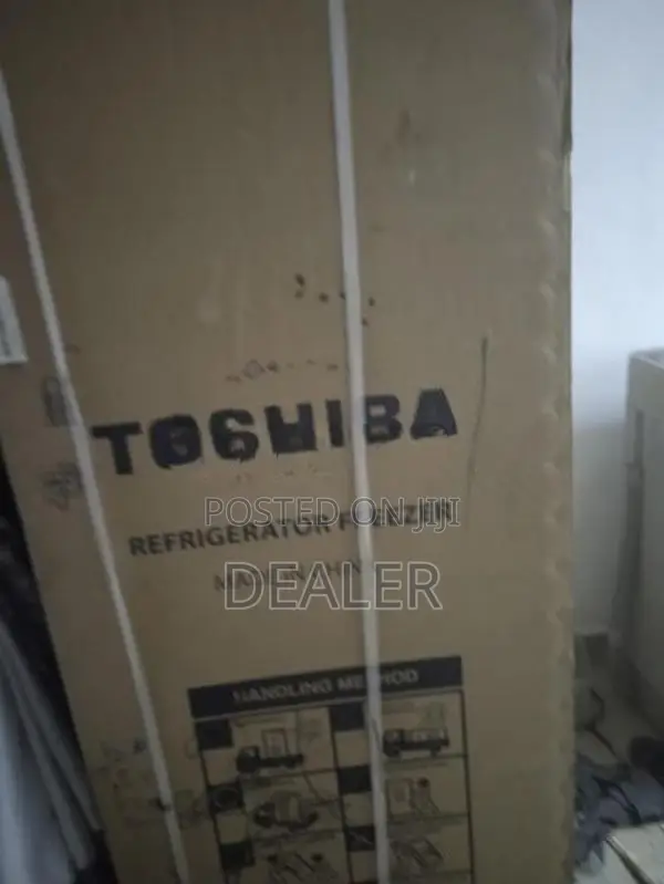 Toshiba He RT559We PMY (37) Refrigerator