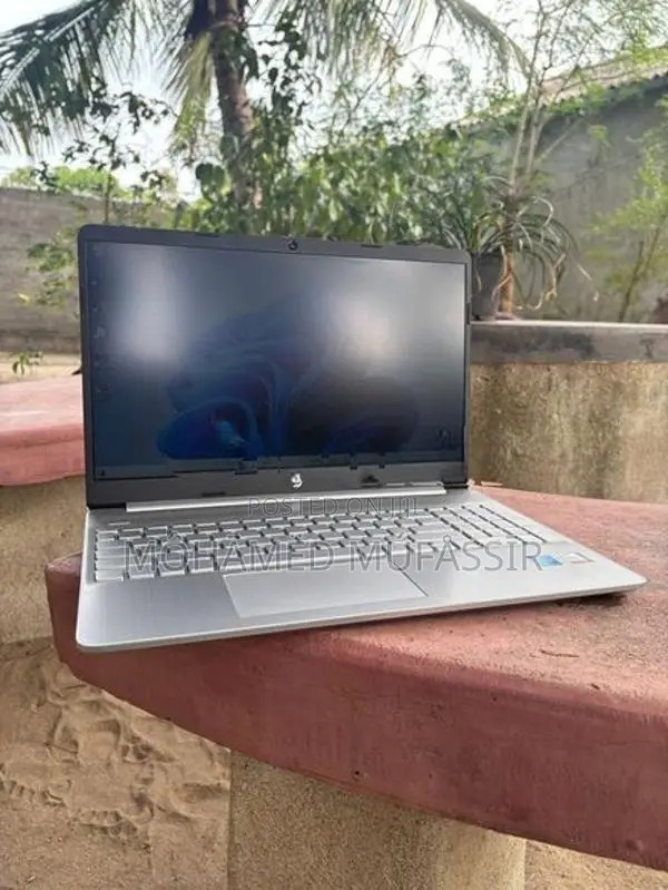 HP Laptop 15s