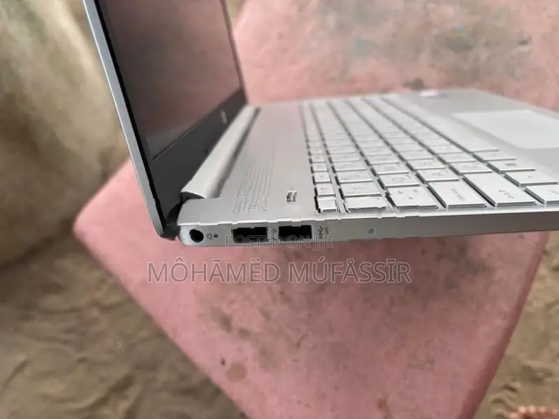 HP Laptop 15s