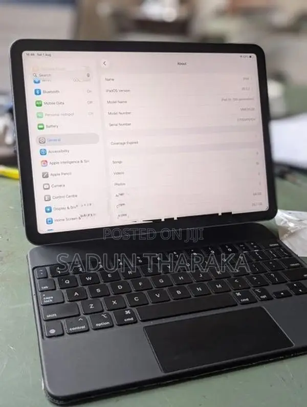 Ipad Air 5 cellular with magic keyboard