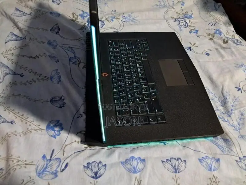 Alienware 15 R3 Gaming Laptop