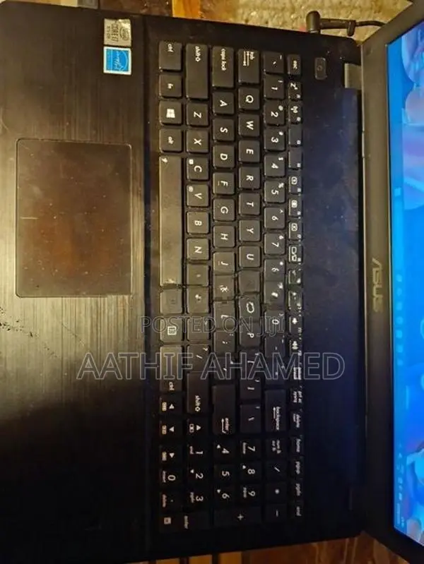 Asus Pro P2540FA Laptop