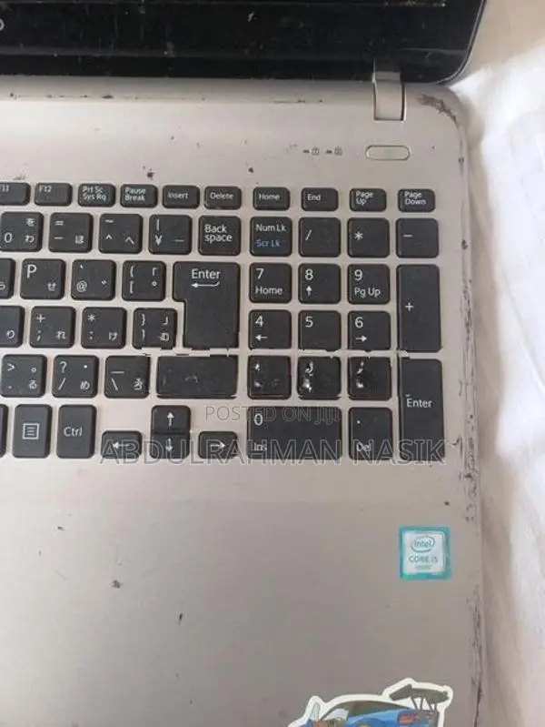 Laptop
