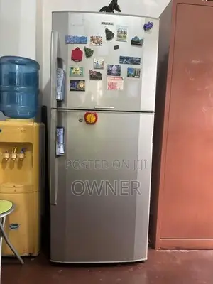 Hitachi top-mount refrigerator