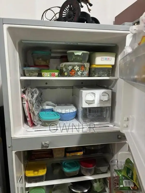 Hitachi top-mount refrigerator