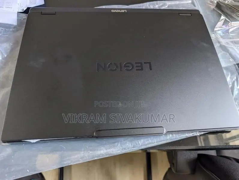 Legion 5 15AHP10 Laptop