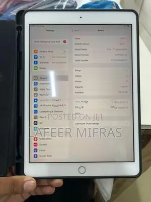 Apple iPad 7th Gen 128GB (Used)