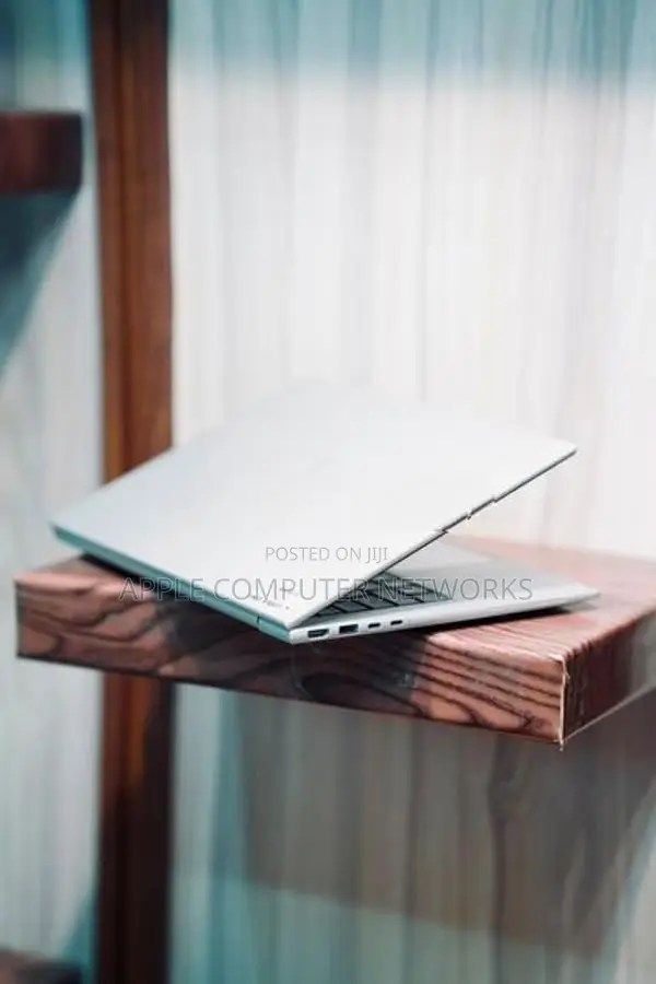 HP ELITE BOOK 840 G9