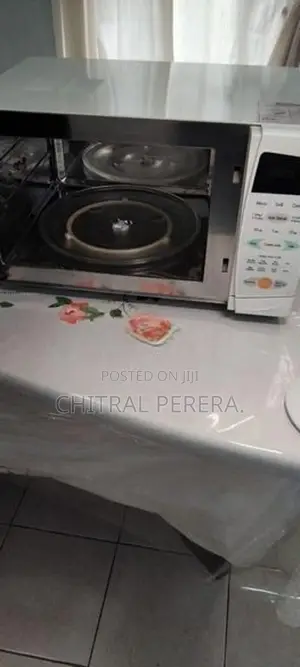 LG Microwave Oven with Grill Convection