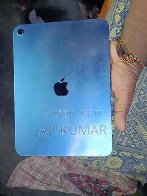 Apple iPad 10th Gen (Used)