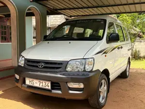 Toyota CR41 1998 Van (Used)