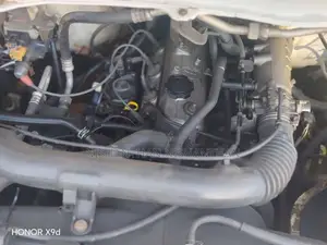 Toyota Noah Kr42 1999 Van (Used)