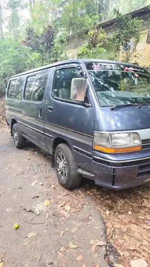 Toyota Hiace LH119 1997 Van (Used)
