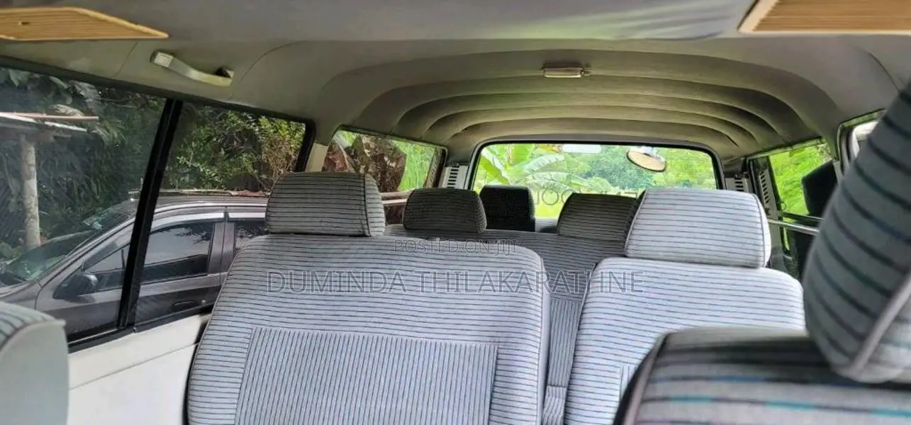 Toyota HIACE 1998 Van (Used)
