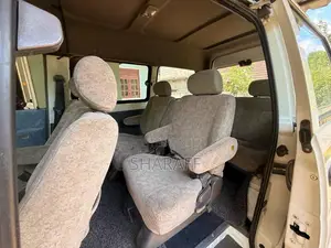 Toyota CR41 1998 Van (Used)